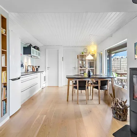 Amazing In With House Sea View